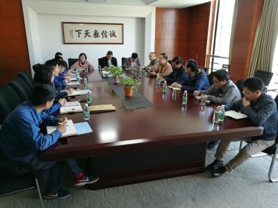 中國針織工業(yè)協(xié)會專家組赴華緯紡織技術(shù)服務(wù)